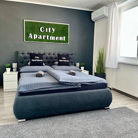 City Apartment Štúrovo Extérieur photo