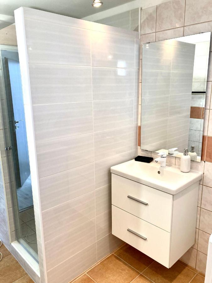 City Apartment Štúrovo Extérieur photo
