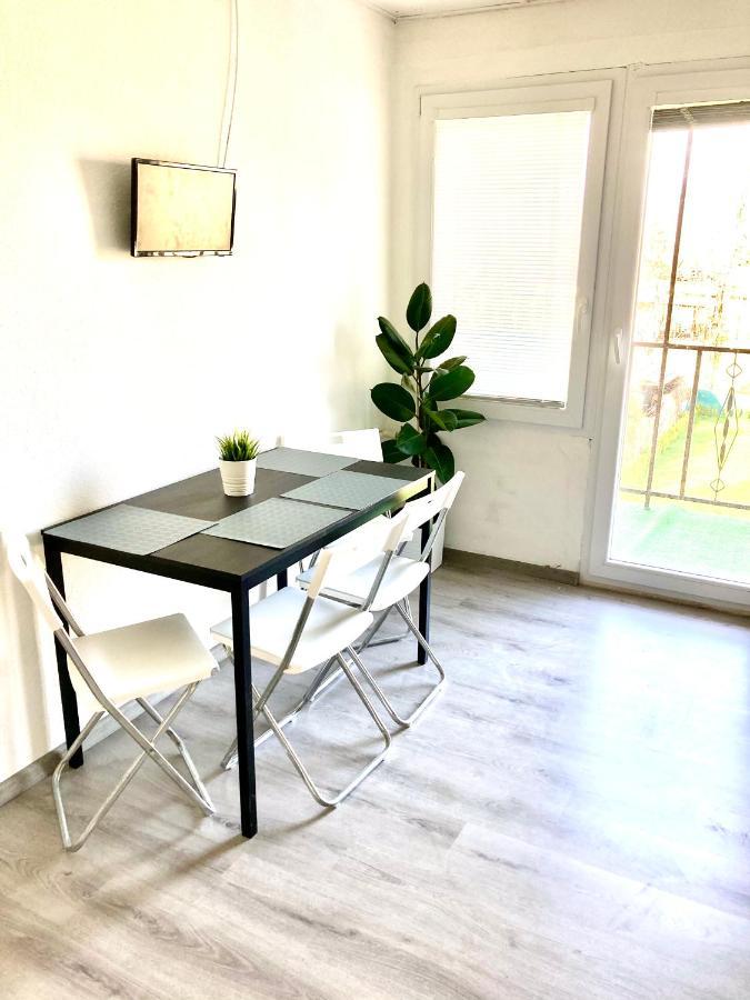 City Apartment Štúrovo Extérieur photo