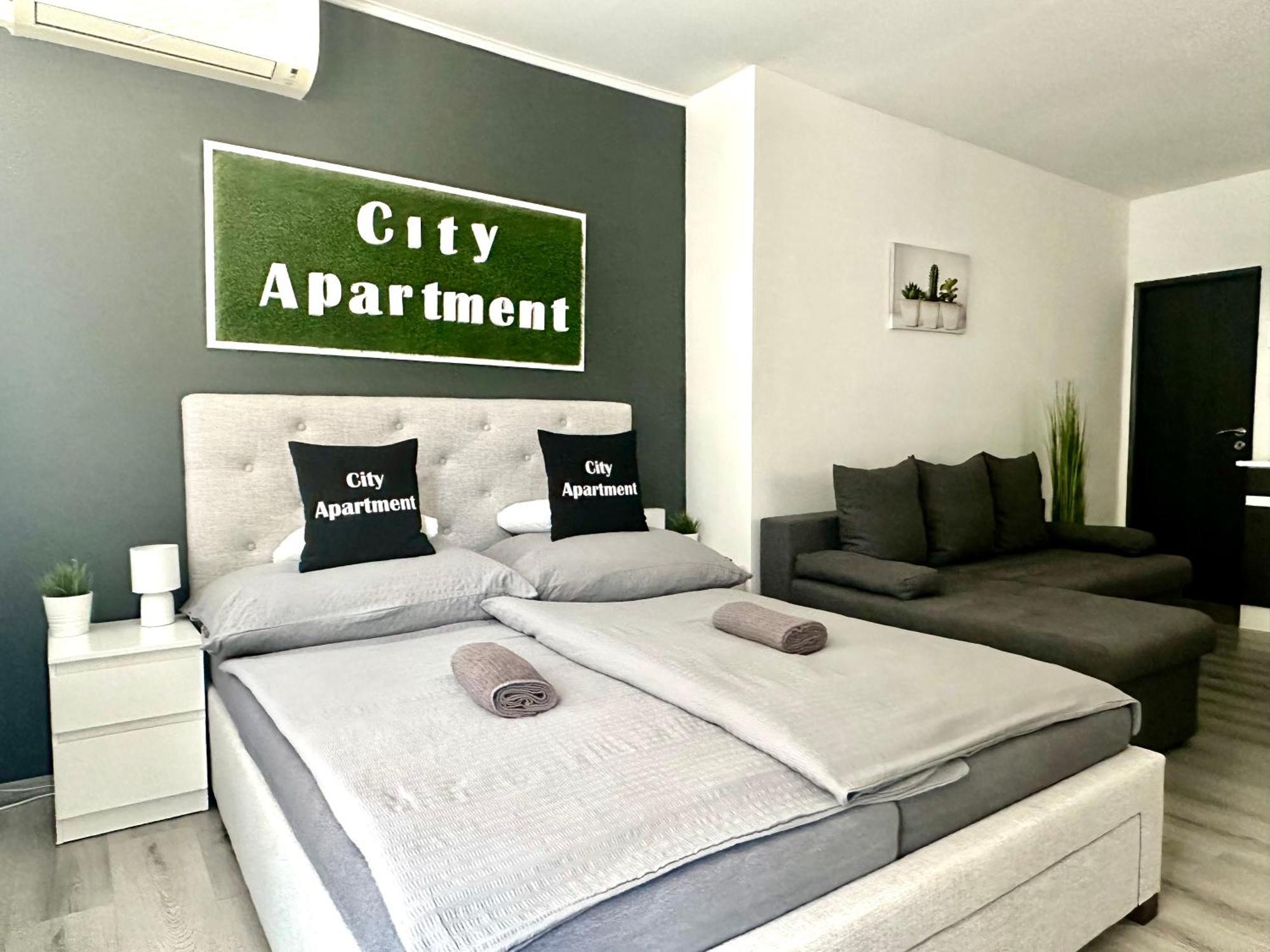 City Apartment Štúrovo Extérieur photo